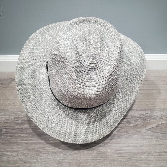August Hat Co Wide Brim Woven Sun Hat Paper Straw Light Gray Black Accent Strap - Picture 4 of 11